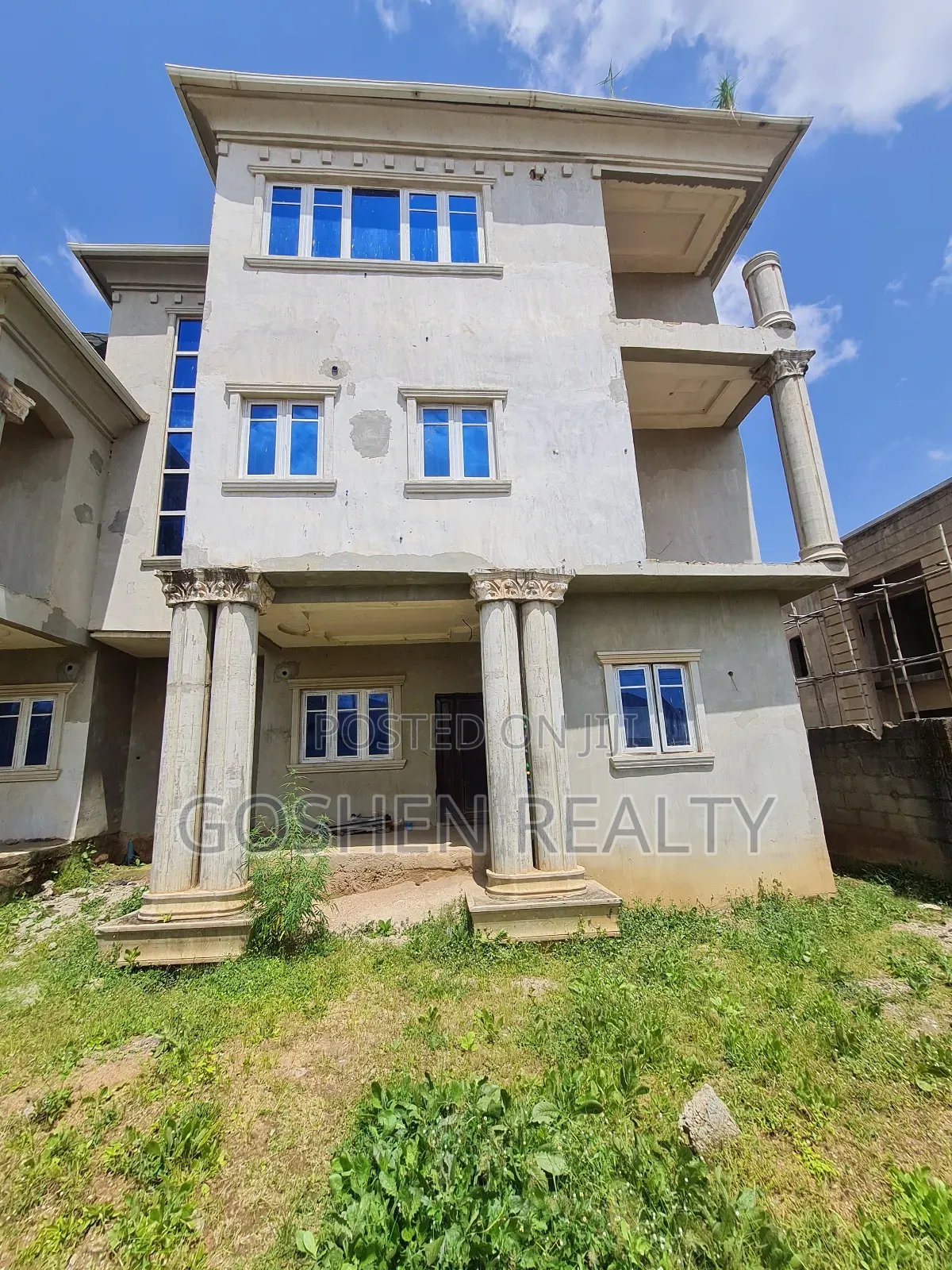 4bdrm Duplex in Not Inside Estate, Kubwa for sale