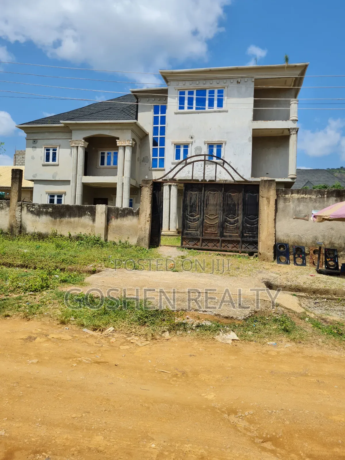 4bdrm Duplex in Not Inside Estate, Kubwa for sale