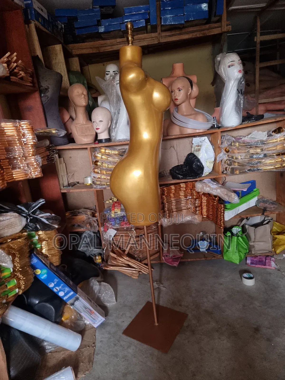 Gold Big Hip Dressform