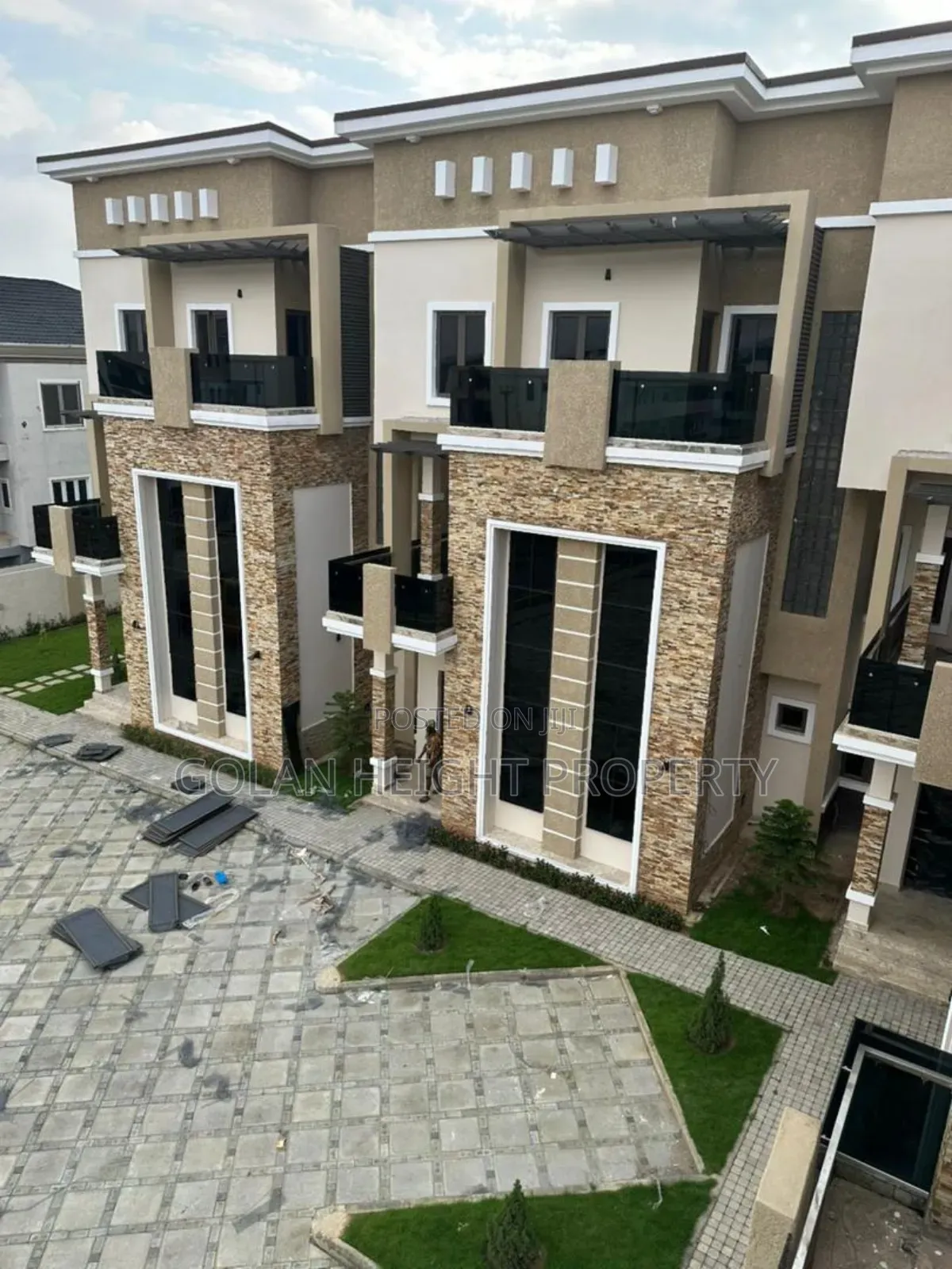 5bdrm Townhouse/Terrace in Jahi Gilmore for sale