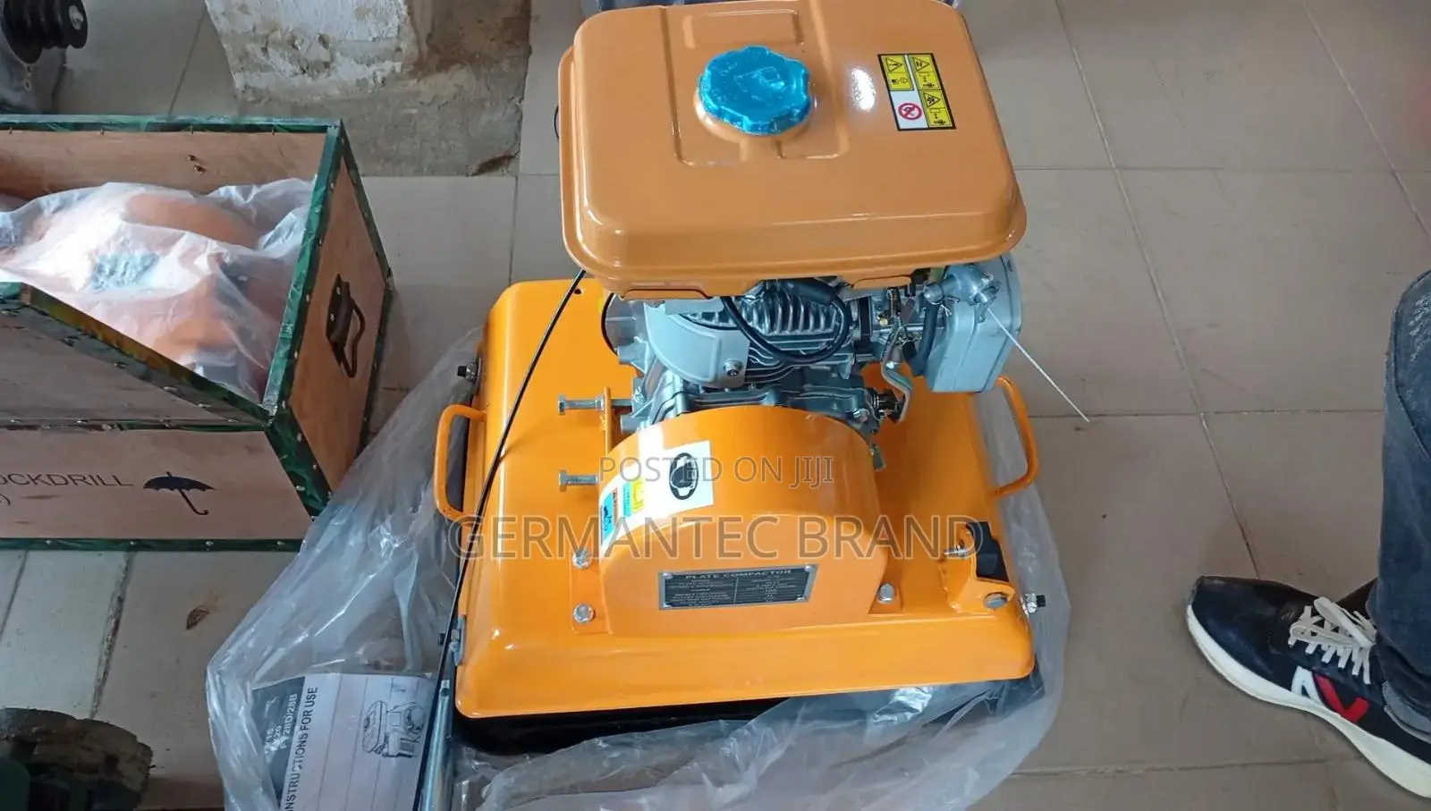 Compactor C90