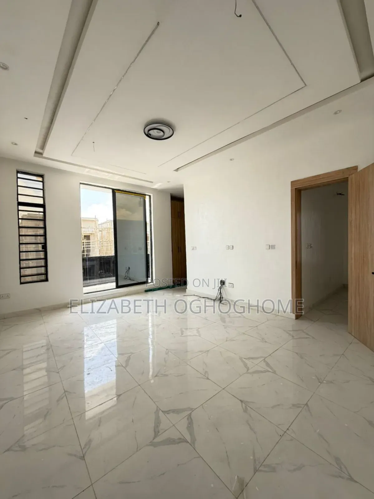4bdrm Duplex in Sangotedo for sale