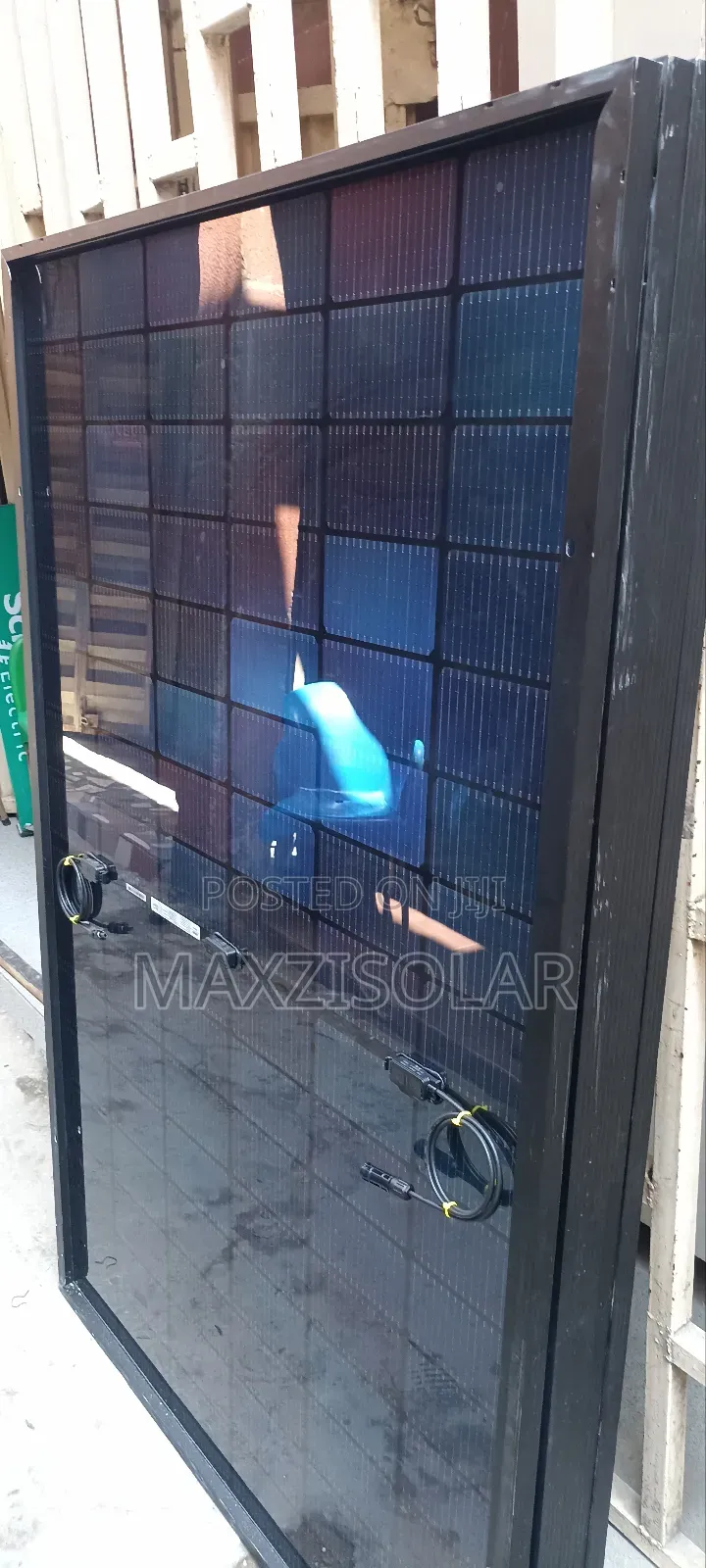 All Black 450 Watts Bifacial Monocrystalline Jinko Panel