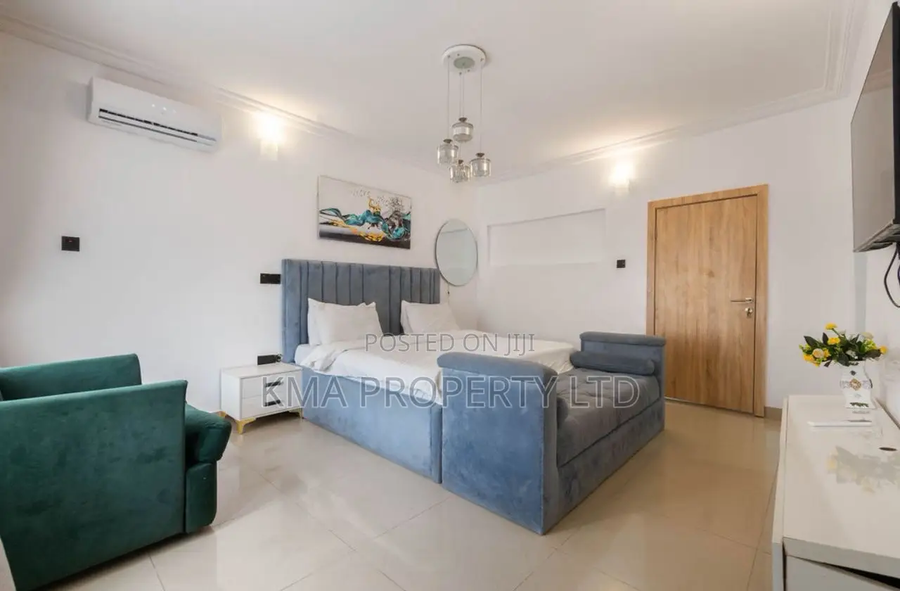 Luxurious 1 Bedroom Apartment