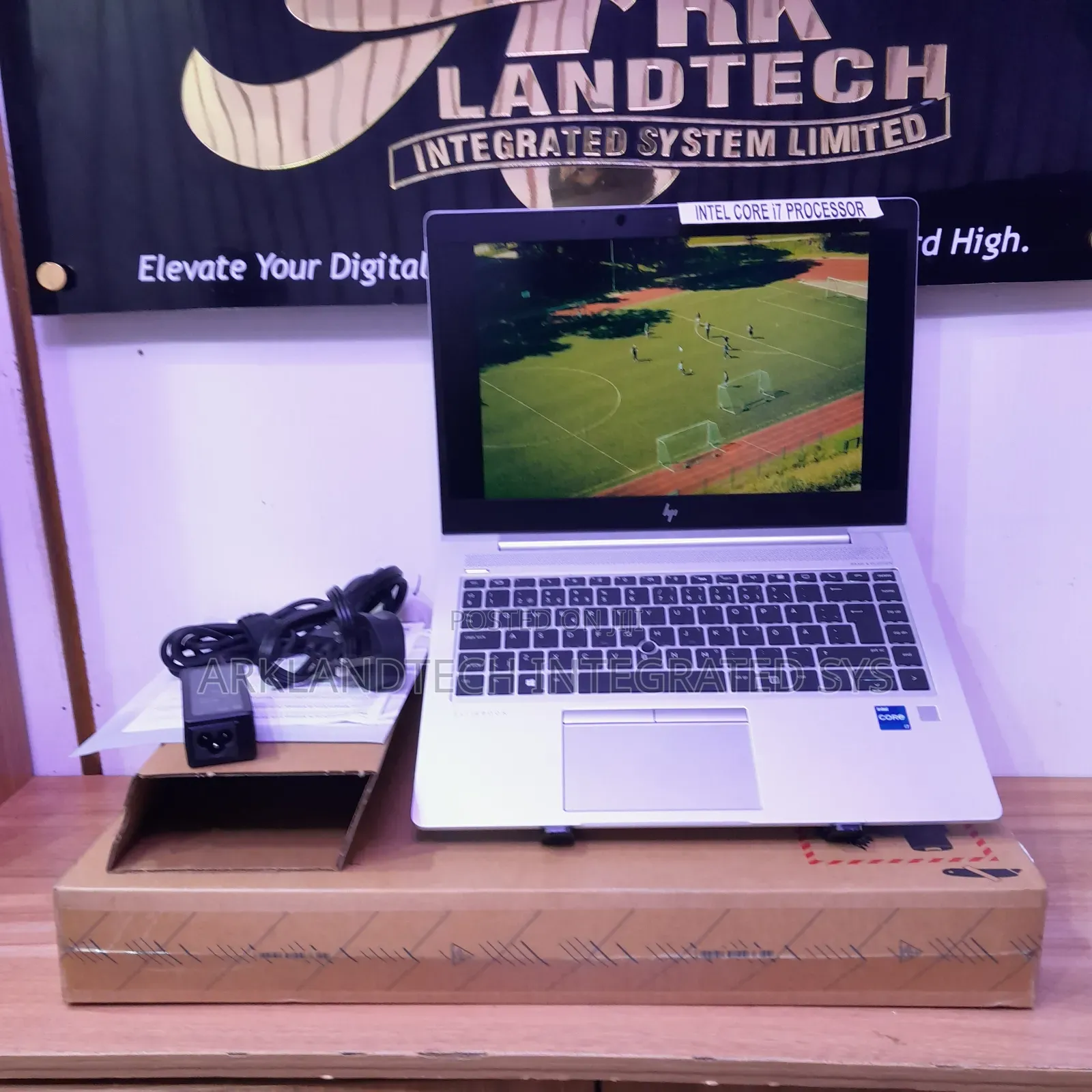 New Laptop HP EliteBook 8440w 8GB Intel Core I7 SSD 1T