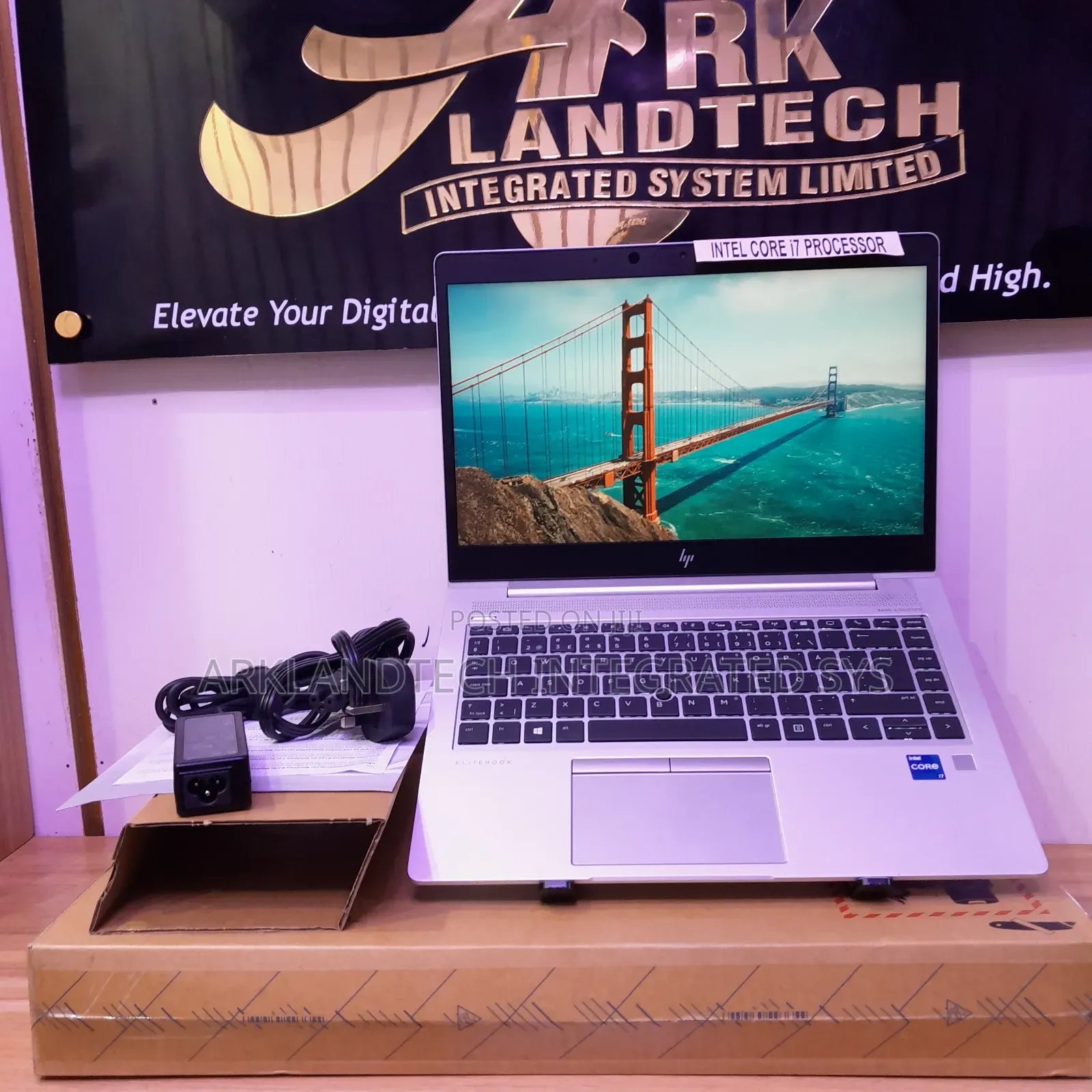 New Laptop HP EliteBook 8440w 8GB Intel Core I7 SSD 256GB