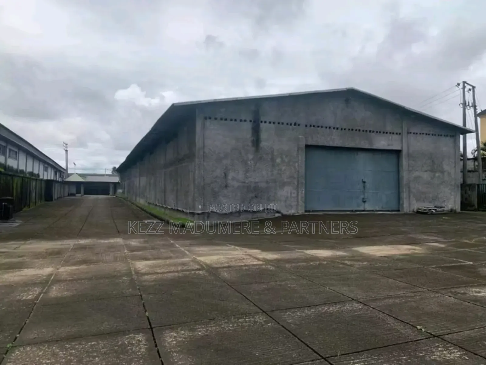 For Sale : 733 SQMTS Warehouse on 8.5plots of Land at Trans Amadi, Ph