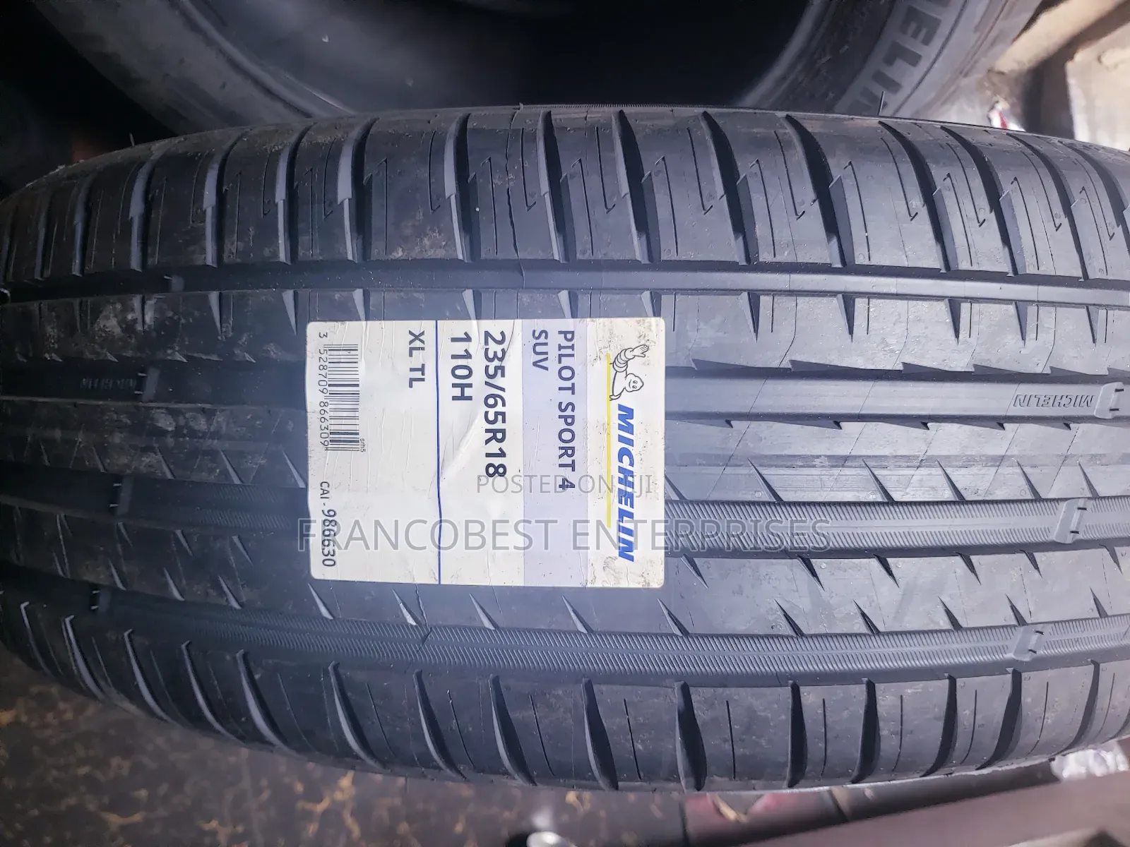 235/65r18 Michelin Tyre