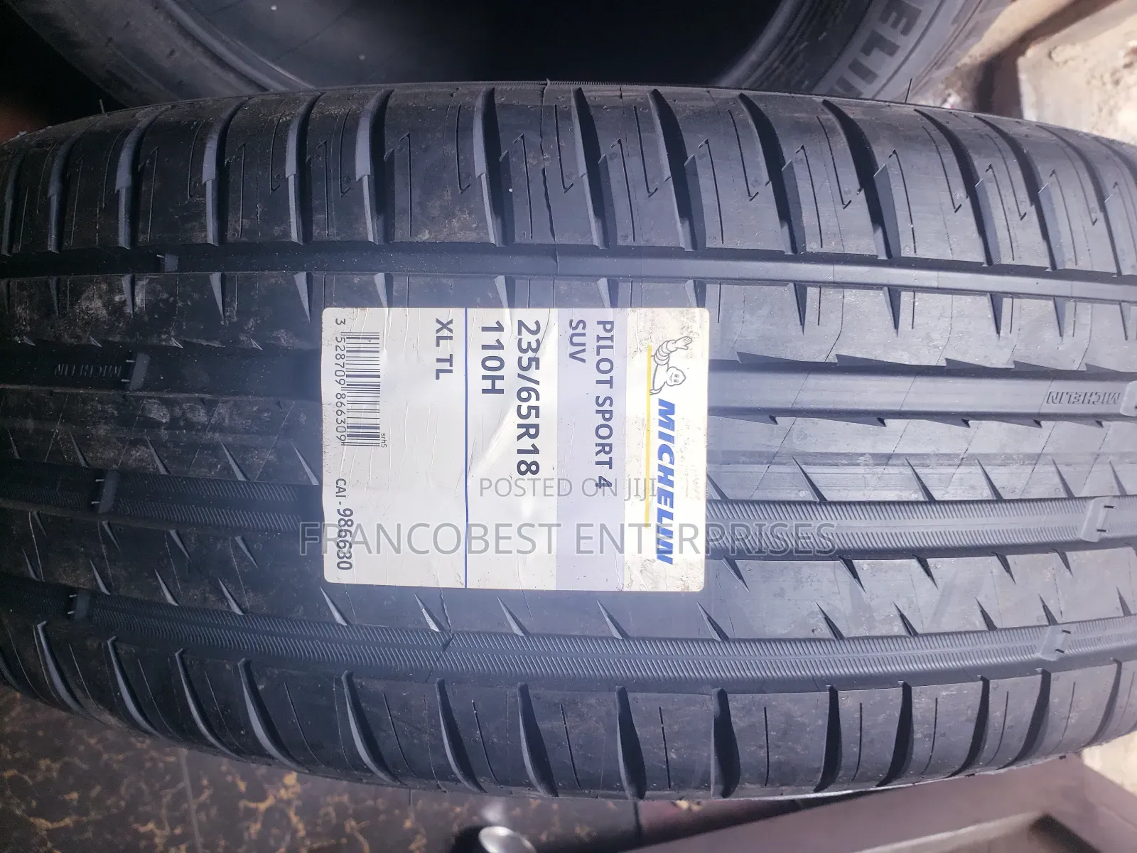 235/65r18 Michelin Tyre