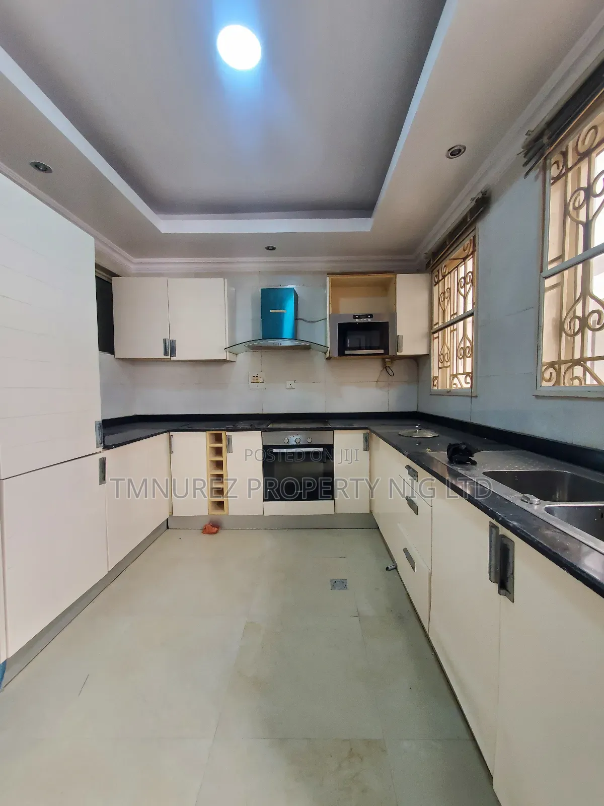 1bdrm Apartment in Lekki Phase1 for rent