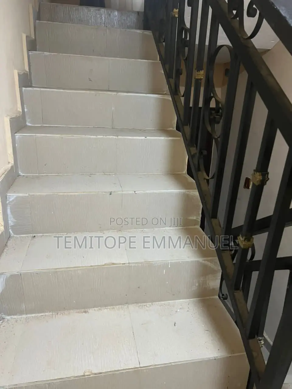 Furnished 5bdrm Duplex in Baruwa, Ipaja, Lagos for sale