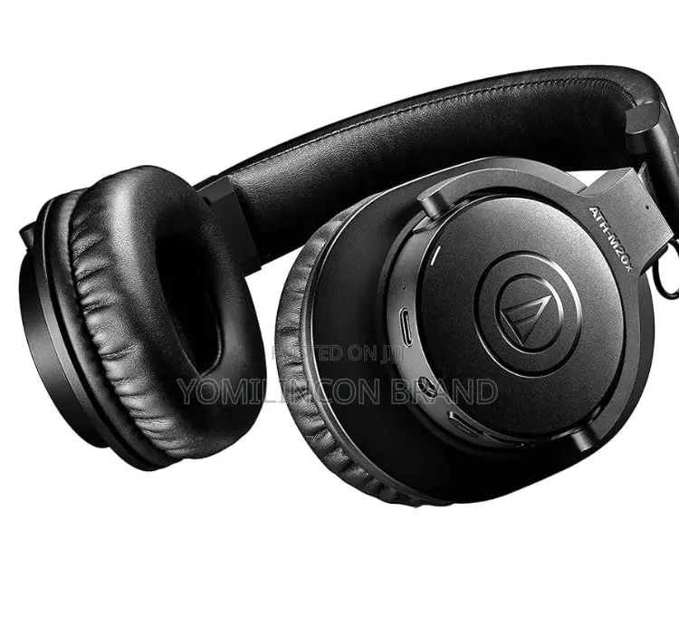 Audio-Technica Ath-M20xbt Wireless Over-Ear Headphones