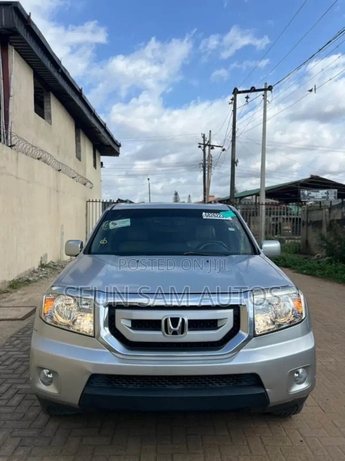 Honda Pilot Touring w/RES/Navi FWD (3.5L 6cyl 5A) 2010 Silver