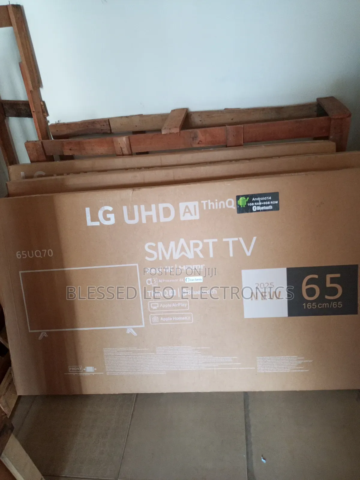 65 Inches With Inbuld Bluetooth Netflix Wifi Facebook Google Internet