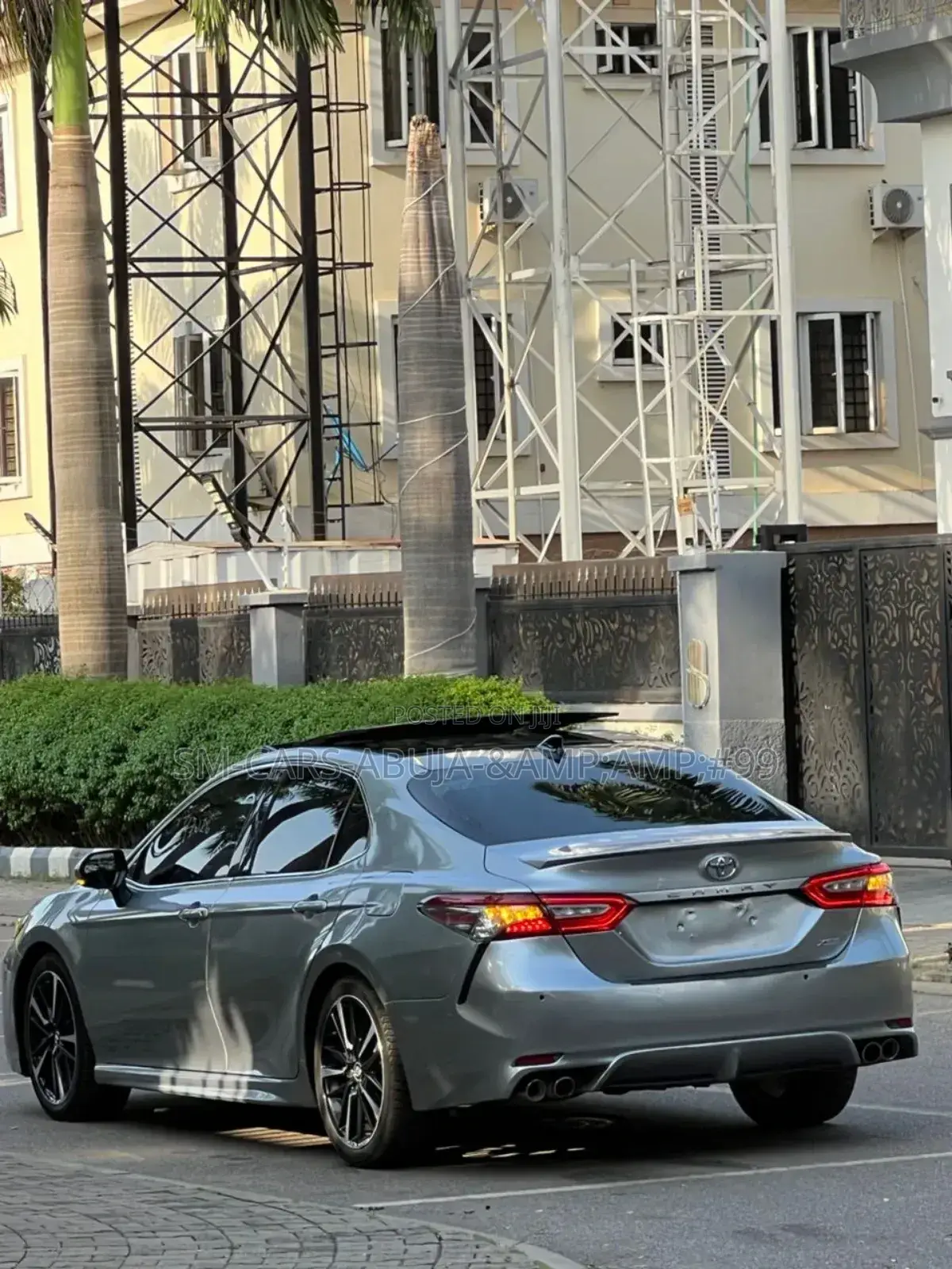 Toyota Camry XSE (2.5L 4cyl 8A) 2019 Silver