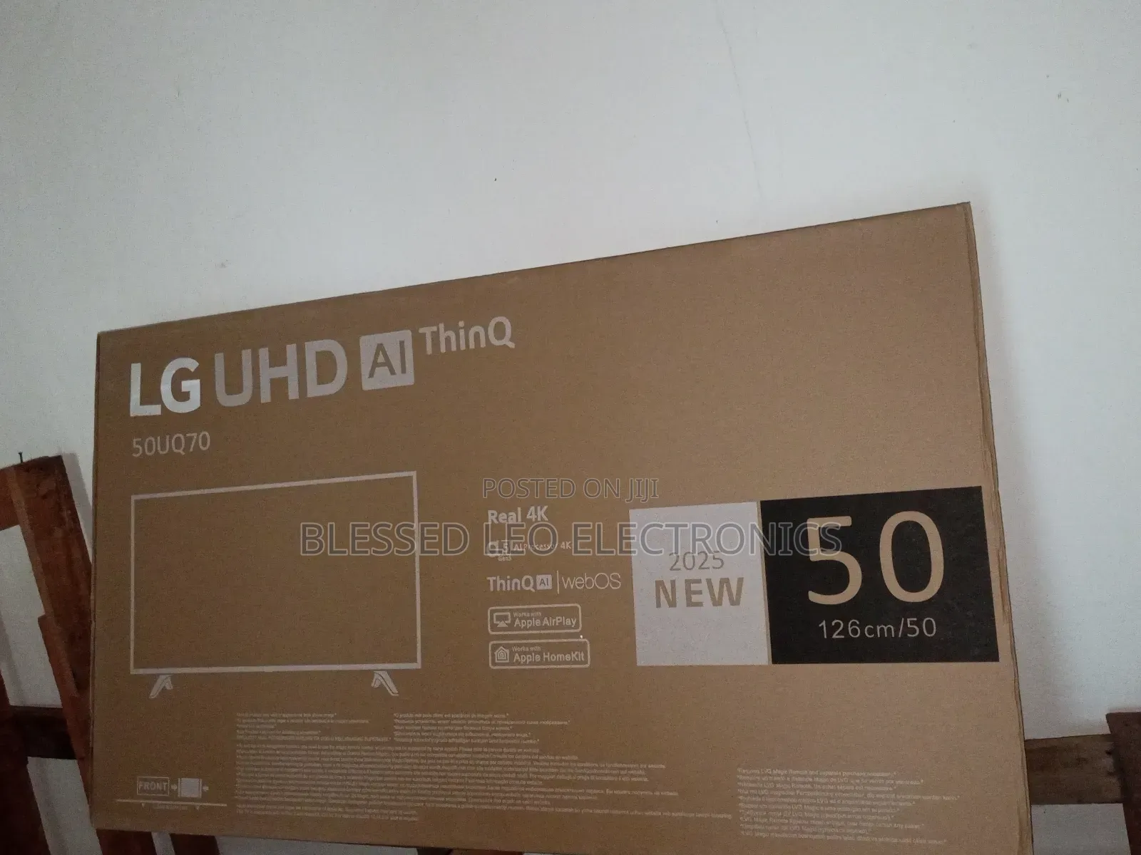 50 Inches With Inbuld Bluetooth Netflix Wifi Facebook Google Internt