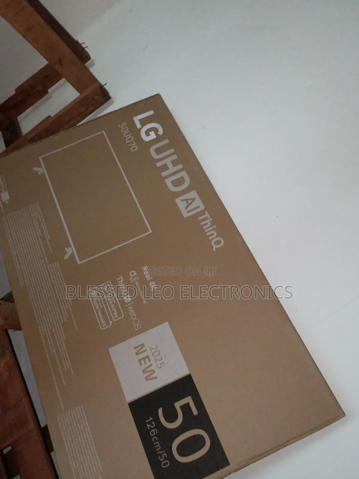 50 Inches With Inbuld Bluetooth Netflix Wifi Facebook Google Internt