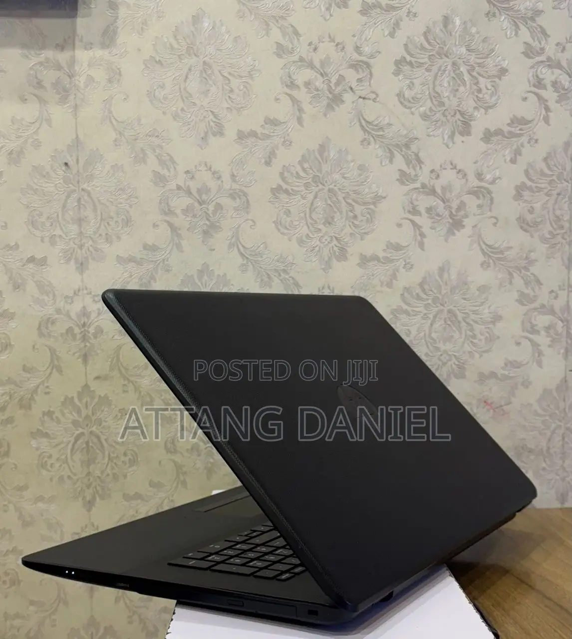 Laptop HP Pavilion 17 8GB AMD A6 HDD 1T