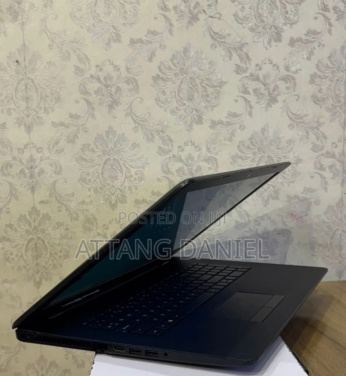Laptop HP Pavilion 17 8GB AMD A6 HDD 1T