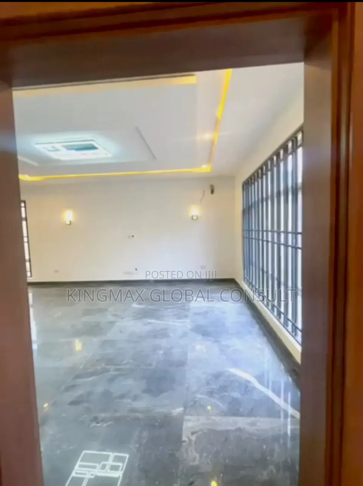 6bdrm Duplex in Guzape District for sale