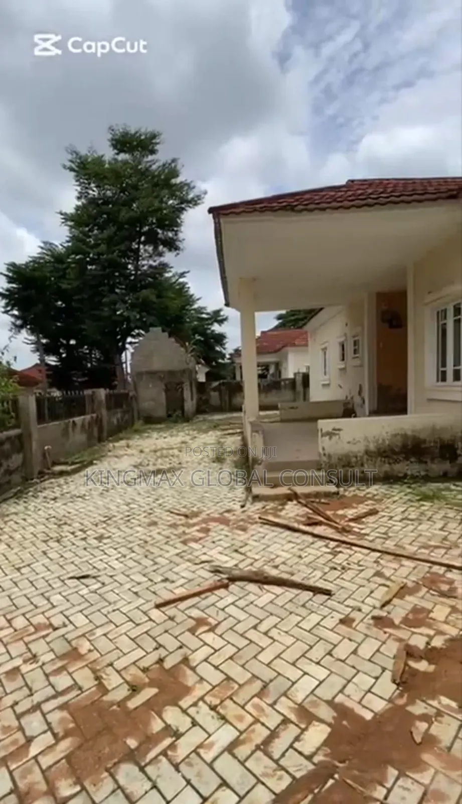 3bdrm Bungalow in Lugbe Abuja for sale