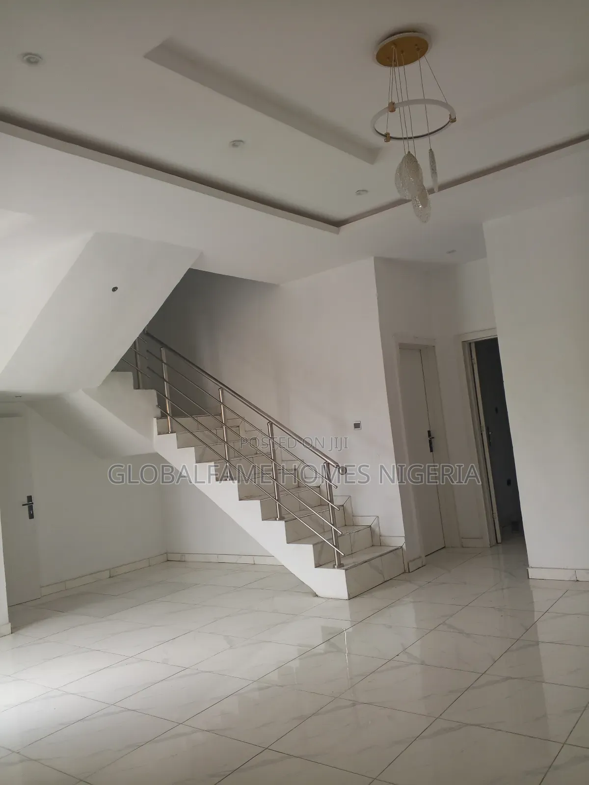 4bdrm Duplex in United Estate for sale
