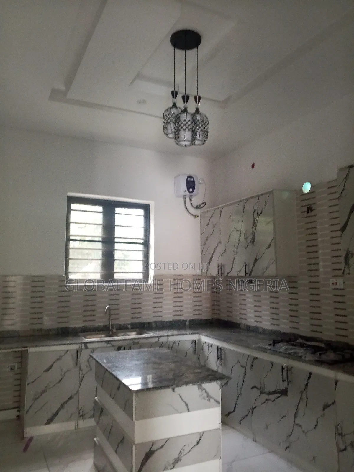 4bdrm Duplex in United Estate for sale