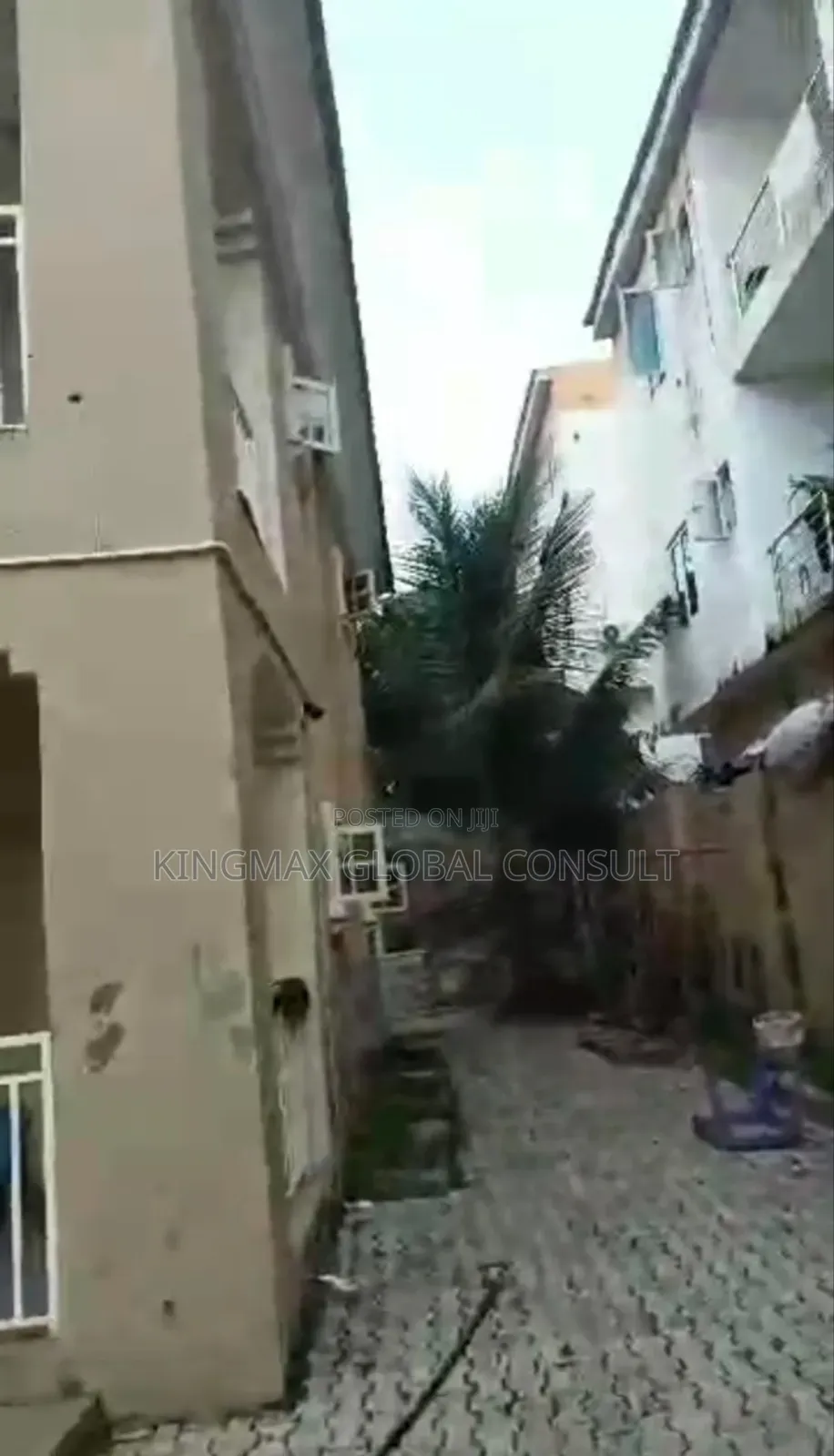 2bdrm Block of Flats in Durumi Abuja for sale