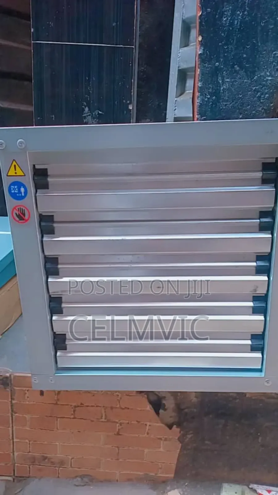 Wall Extractor Fan With Shutters