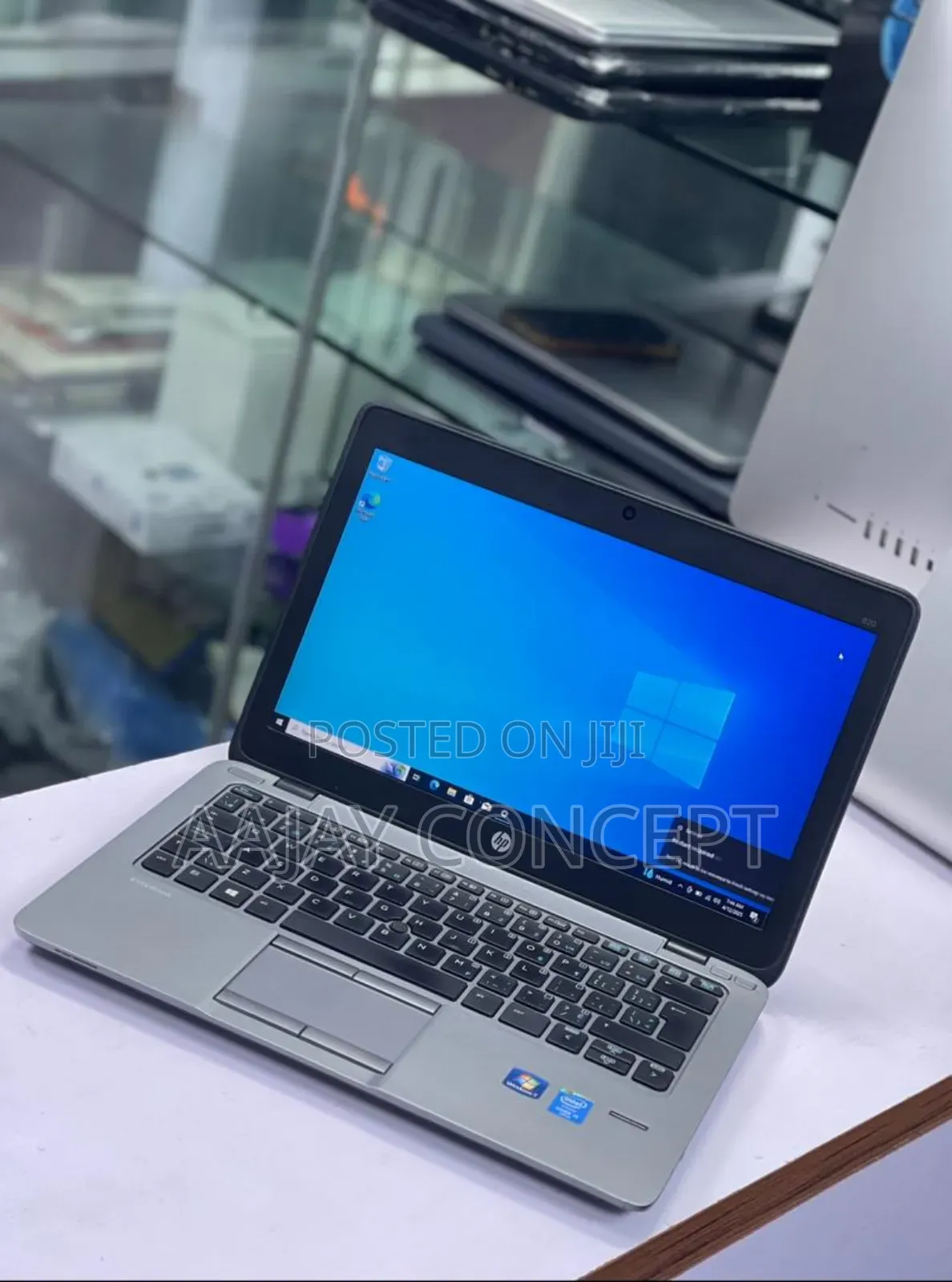 New Laptop HP EliteBook 820 G1 8GB Intel Core I5 SSD 256GB