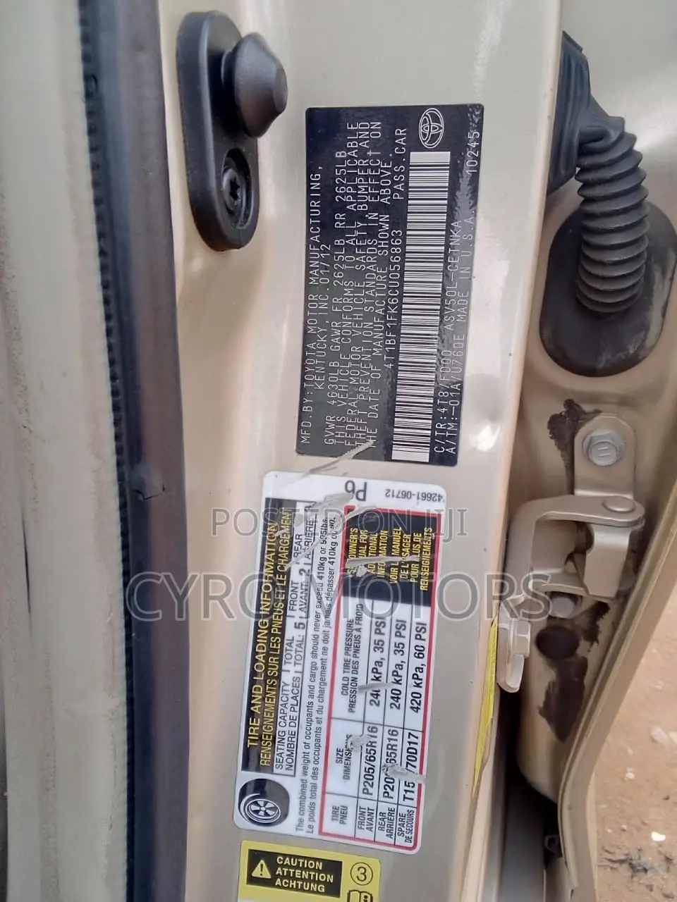 Toyota Camry Hybrid LE 2012 Gold
