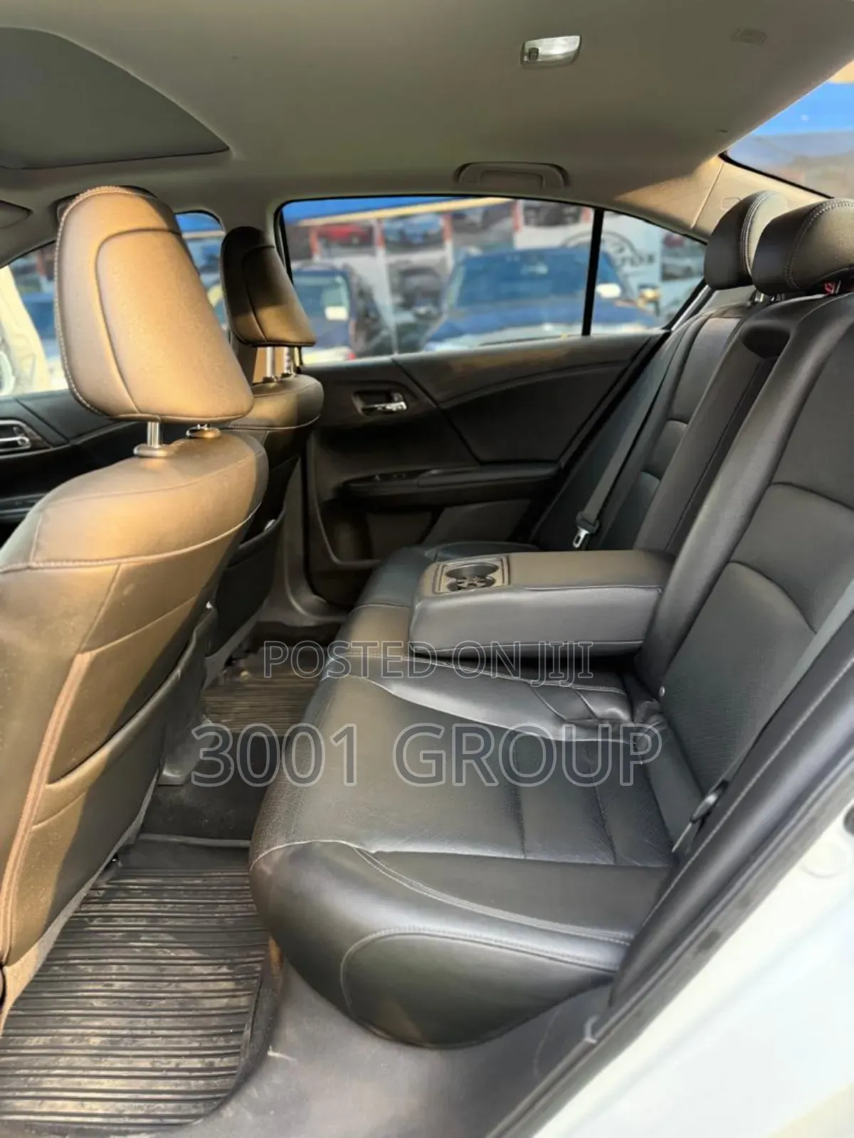 Honda Accord Touring V6 4dr Sedan FWD (3.5L 6cyl 6A) 2017 White