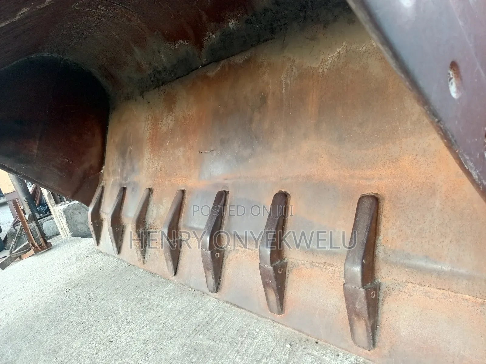 Chinese Trucks and Equipments