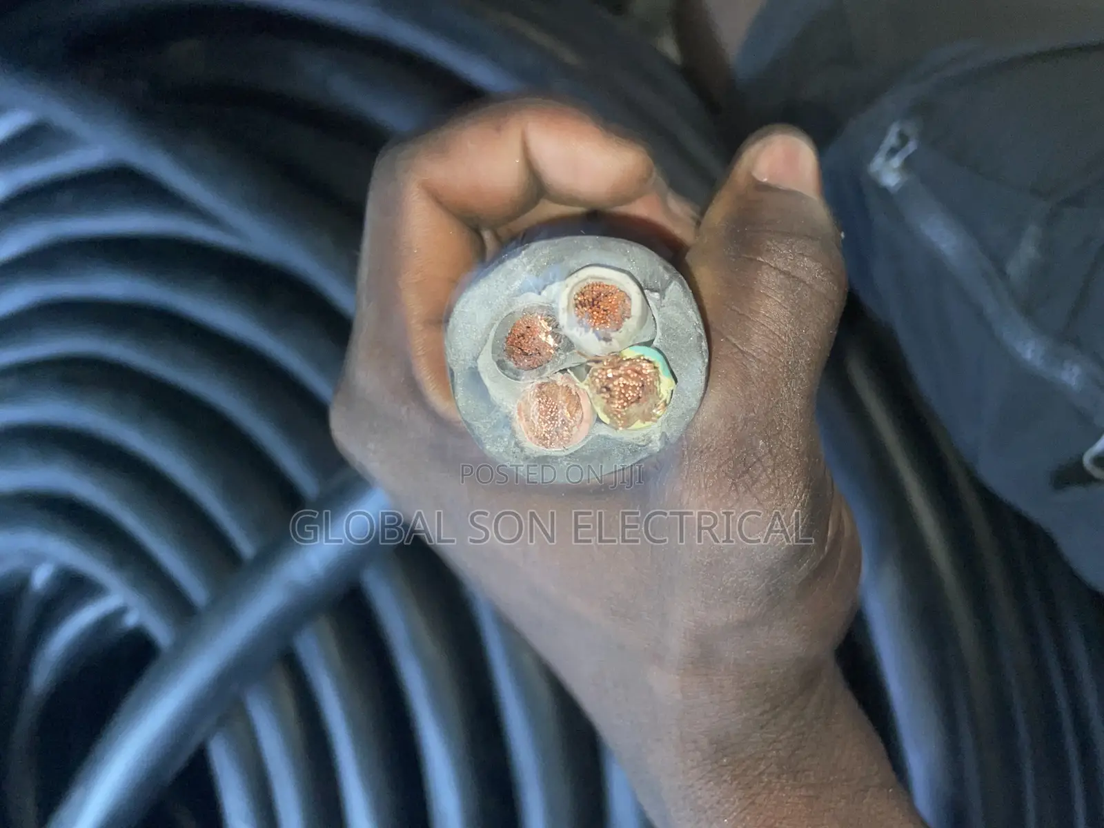 35mm 4core T R S Available