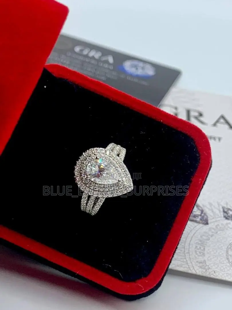 New In Vvs Engagement Proposal Ring
