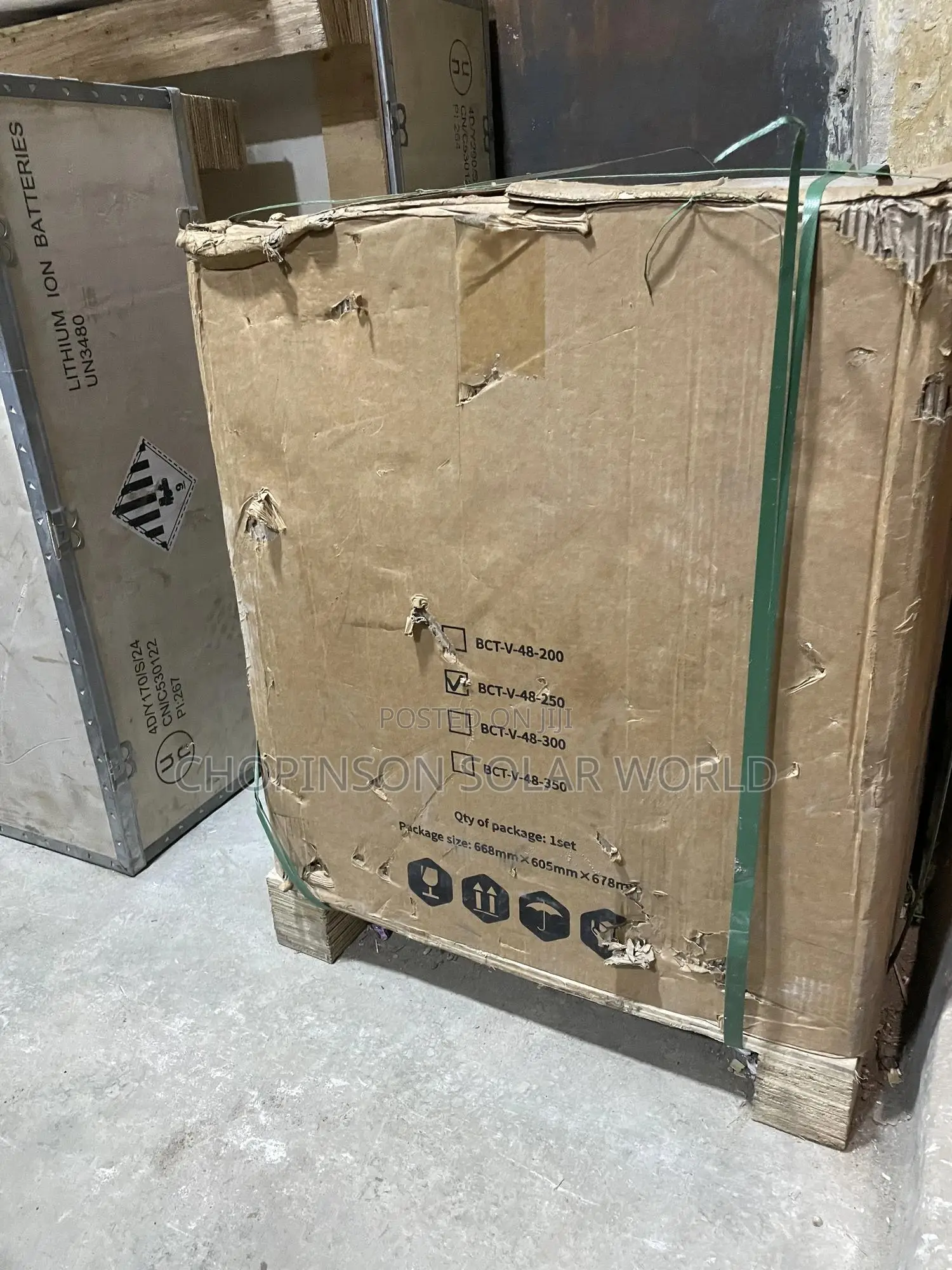 This Is Solar Energy Blue Carbonlithium Ion Batteries 12kw/5