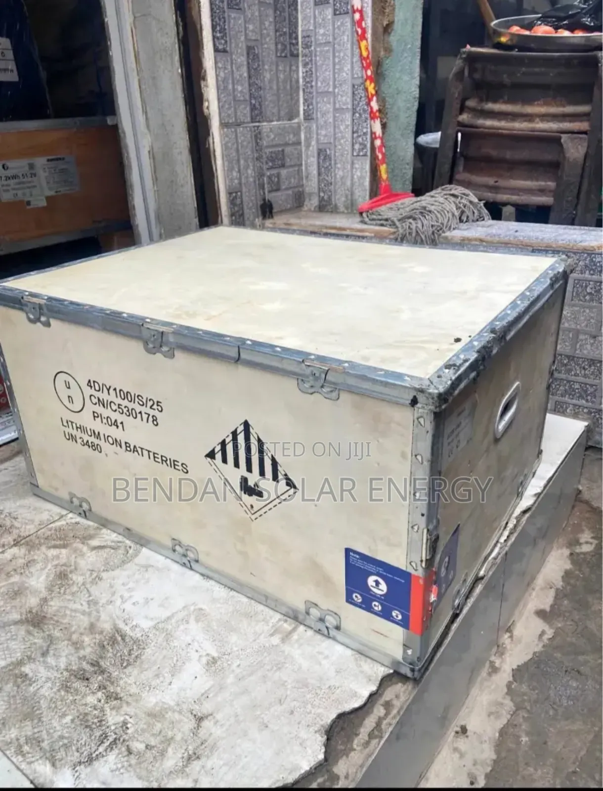 Haisic 8kwh Lithium-Ion Battery (Black Model, 25.6v)