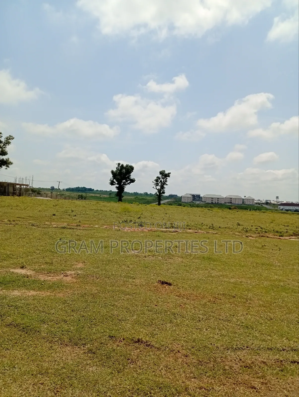 A 200sqm Plot for a 4 Bedroom Semidetached Duplex