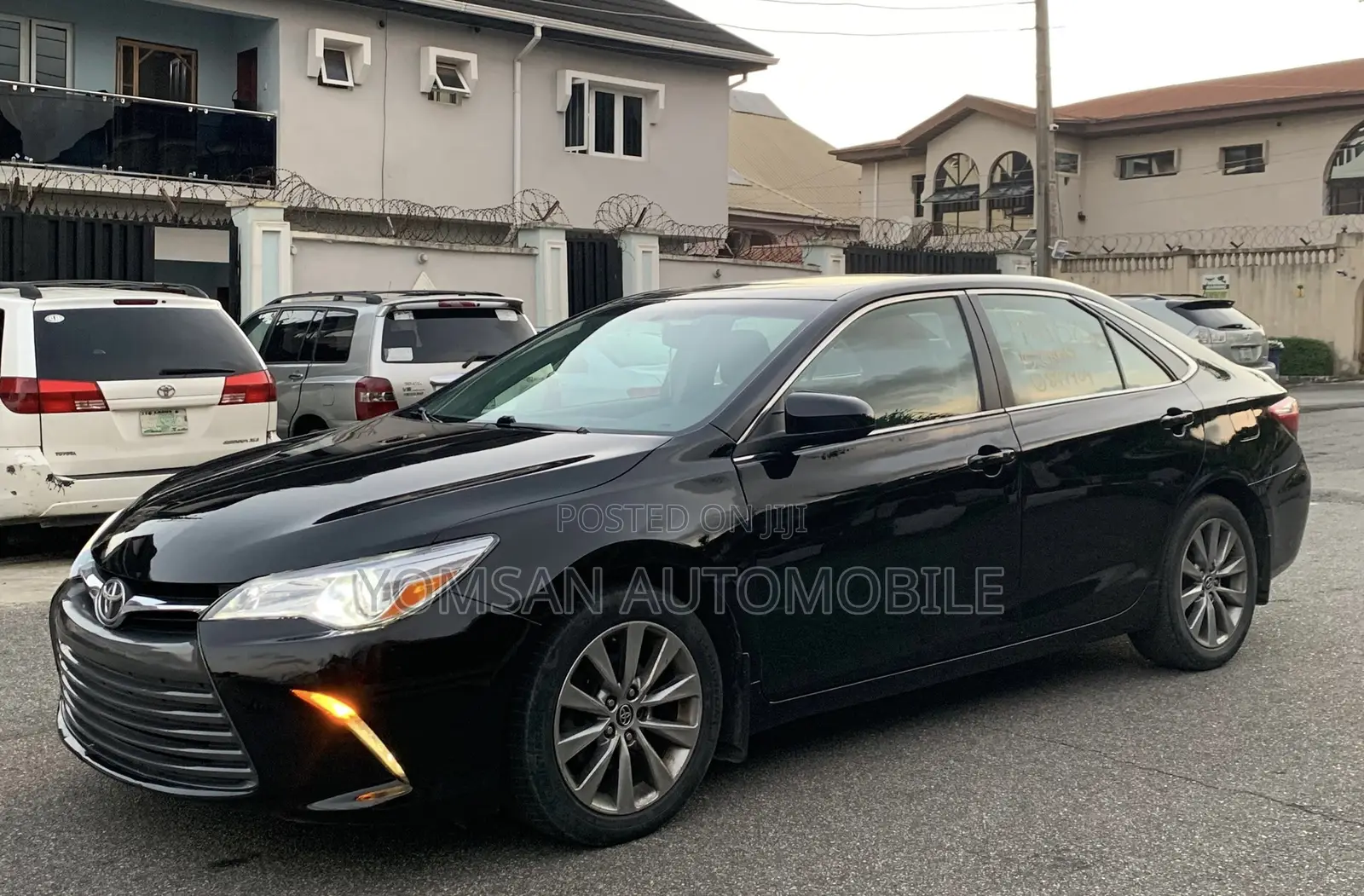 Toyota Camry XLE 4dr Sedan (2.5L 4cyl 6A) 2015 Black