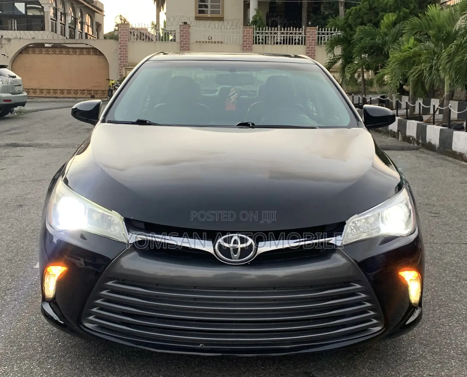 Toyota Camry XLE 4dr Sedan (2.5L 4cyl 6A) 2015 Black