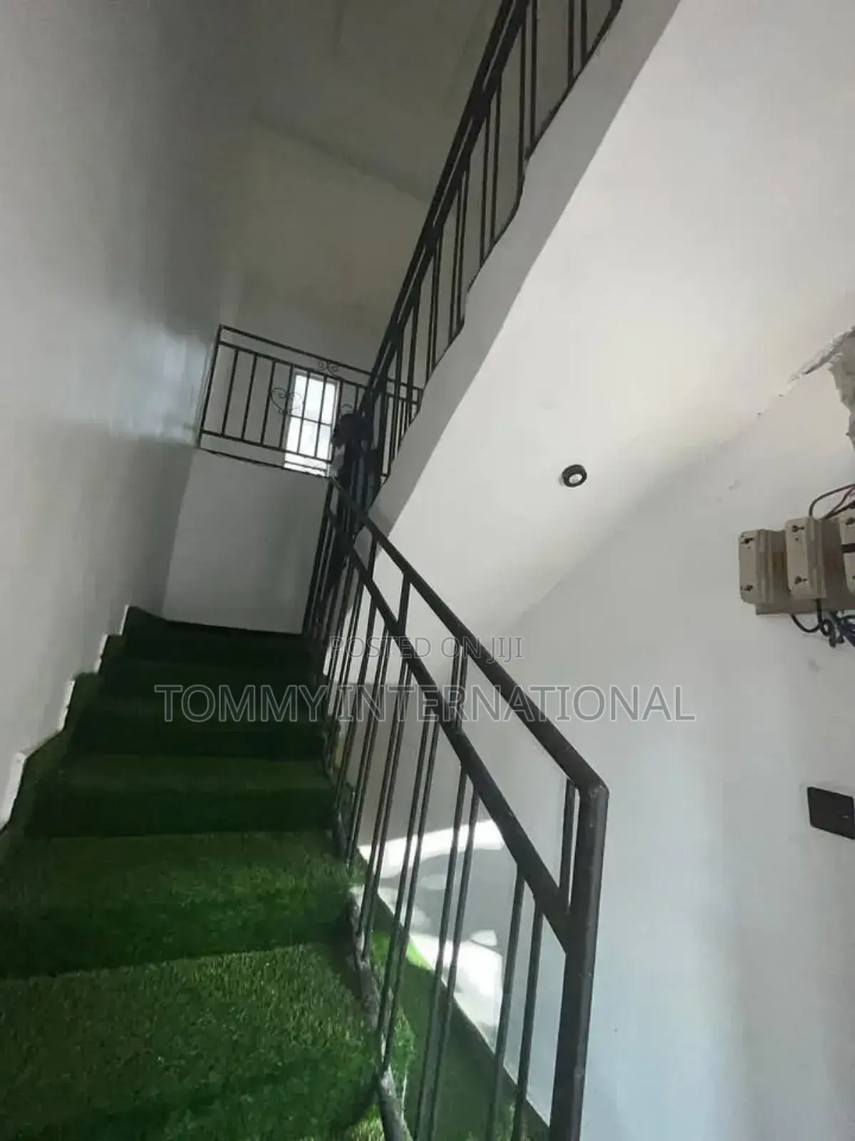 2bdrm Block of Flats in Port-Harcourt for sale