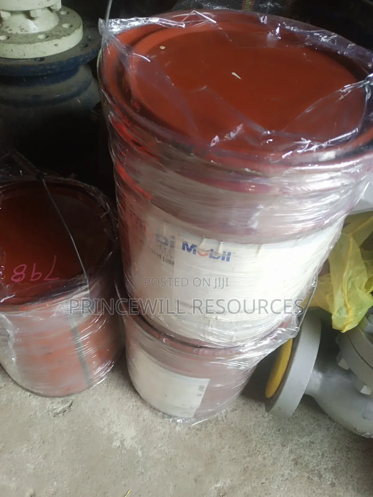 Mobile Grease for Lubricant
