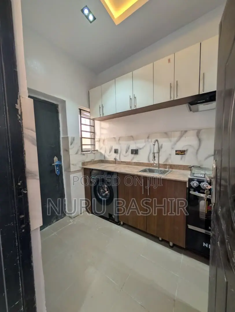 3bdrm Bungalow in Harmony Estate, Ologuneru for sale