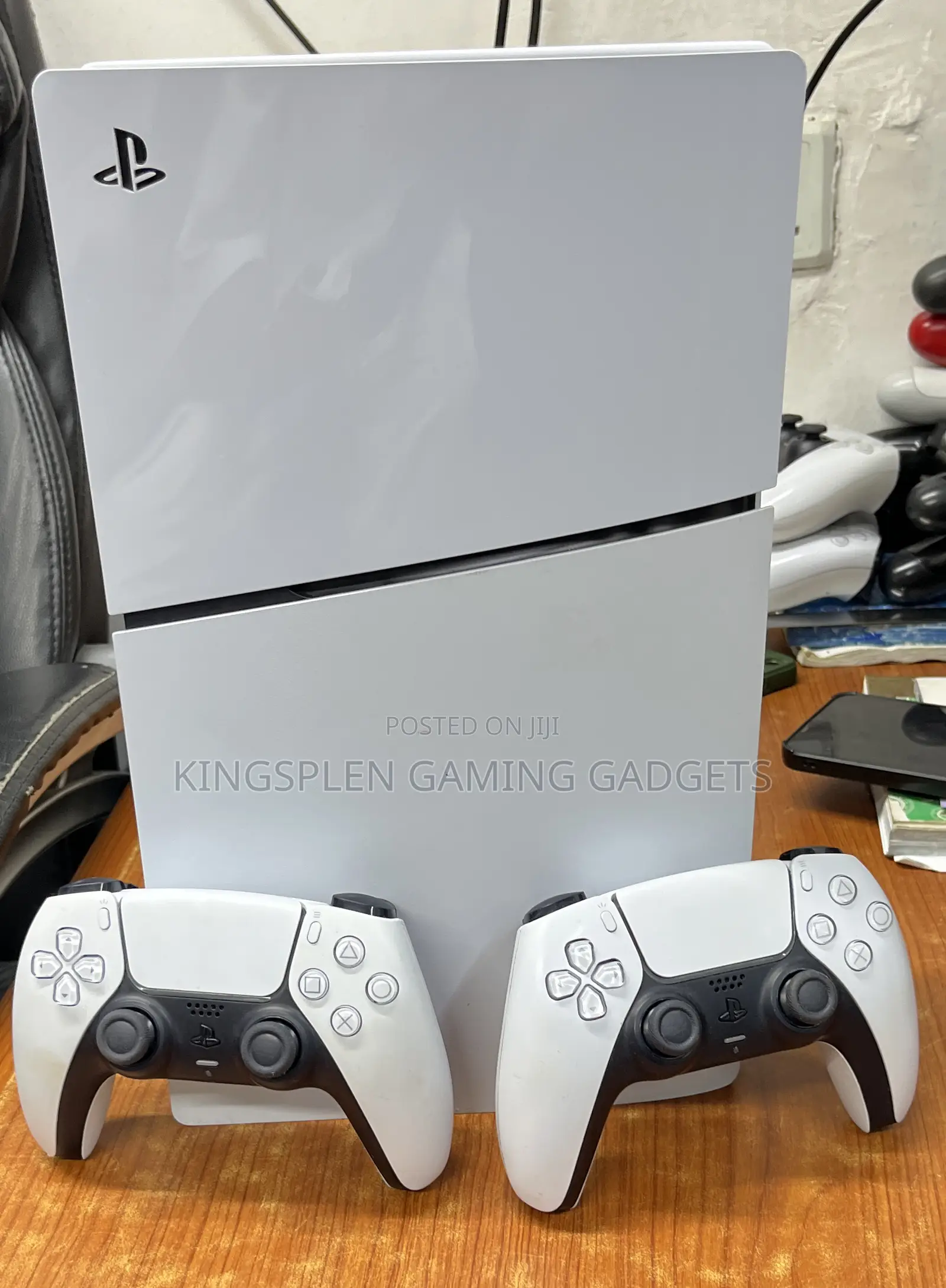 Uk Used Playstation 5 Slim Digital Comes With 2 Pad and Games