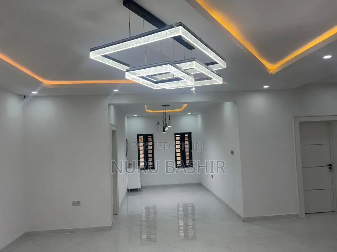 Furnished 4bdrm Duplex in Star Gate, Oluyole Estate for sale