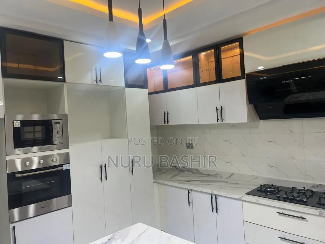 Furnished 4bdrm Duplex in Star Gate, Oluyole Estate for sale