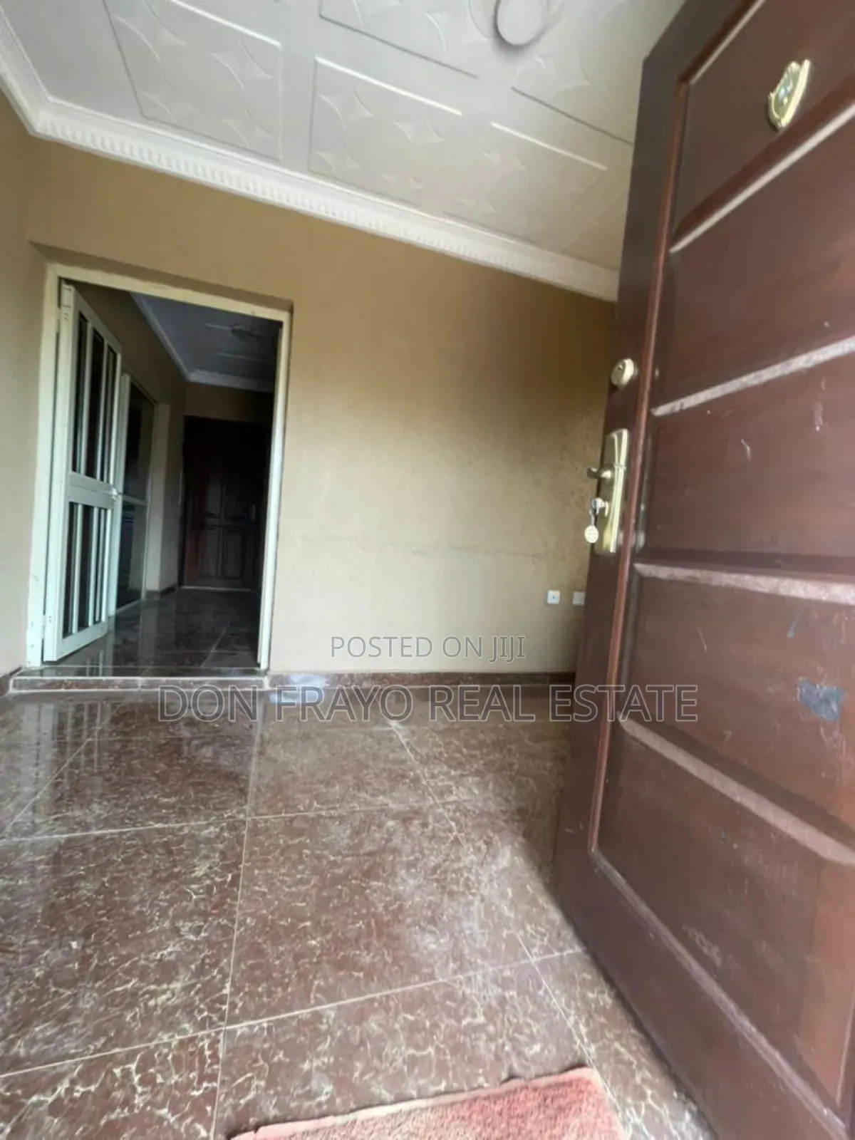6bdrm Block of Flats in Elewuro Estate, Akobo for sale