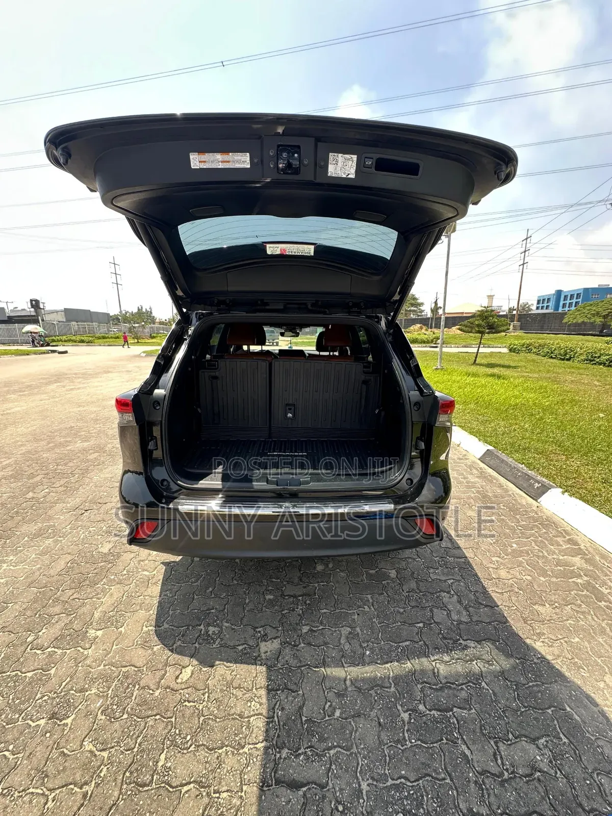 Toyota Highlander Platinum 2022 Black