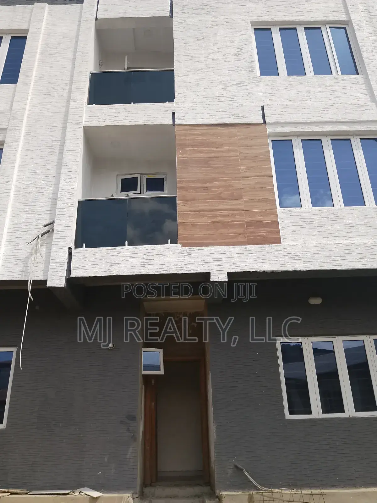 4bdrm Townhouse/Terrace In Adeniyi Jones For Sale