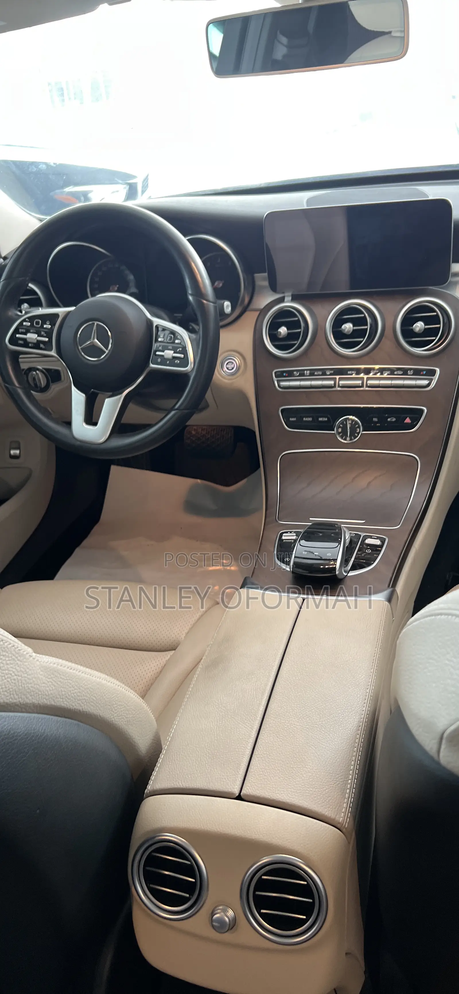 Mercedes-Benz C300 2020 Blue